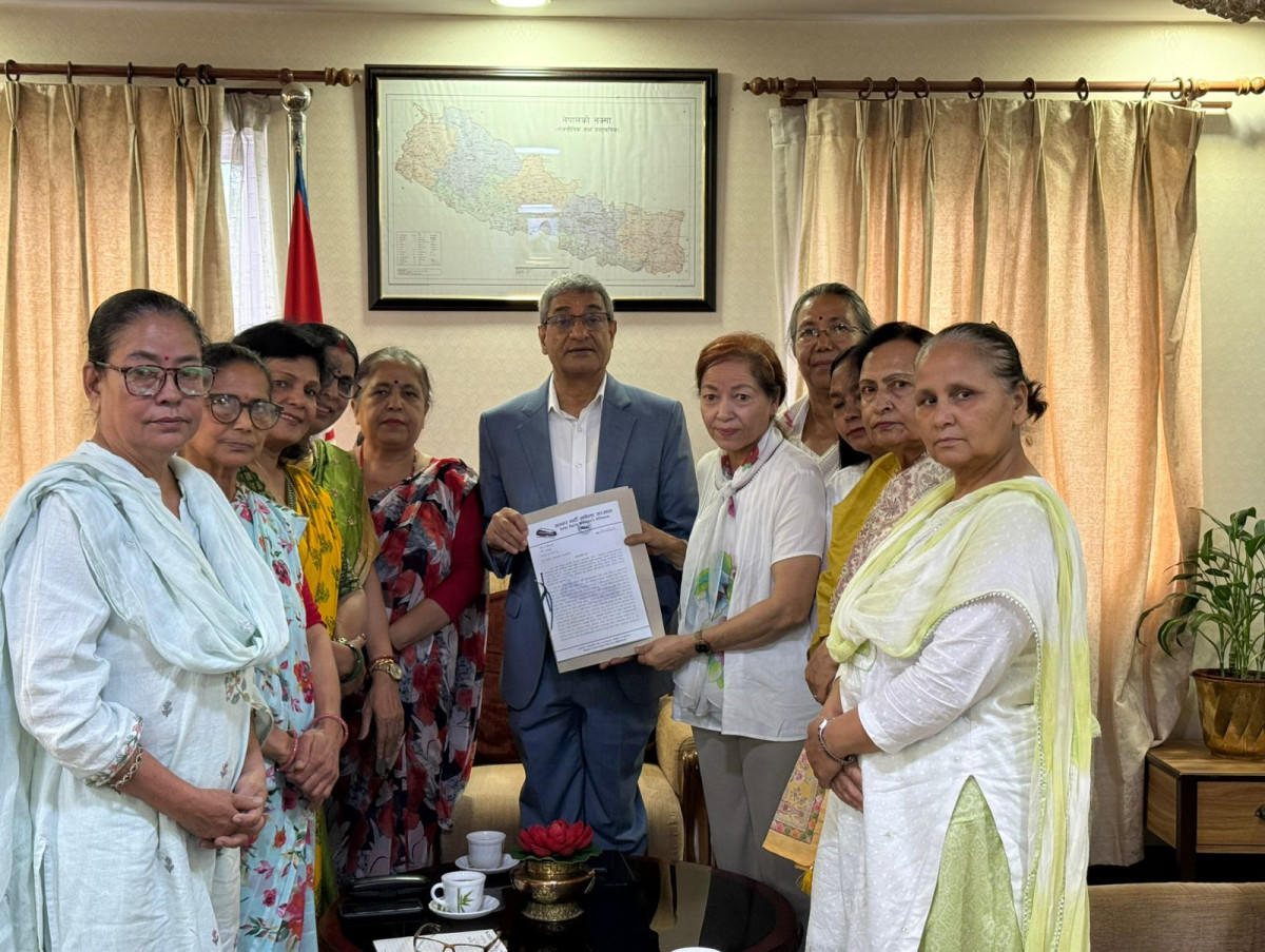 छाउगोठ बनाउने र बस्न बाध्य पार्नेलाई पाउने सुविधामा पुर्नविचार गरिने छ : गृहमन्त्री लेखक