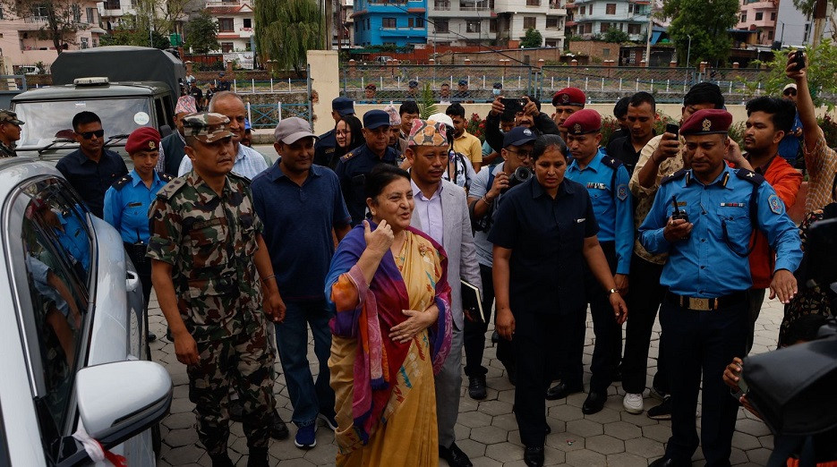 अध्यक्ष ओली र पूर्वराष्ट्रपति भण्डारी च्यासलमा