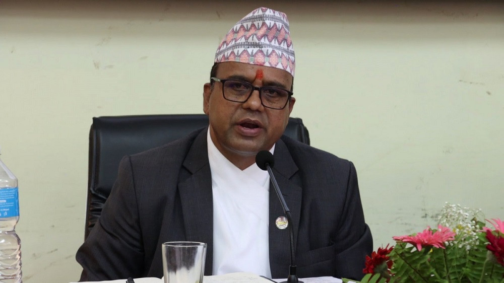 एक वर्ष यही मन्त्रिपरिषद् जान्छः मन्त्री पाण्डे