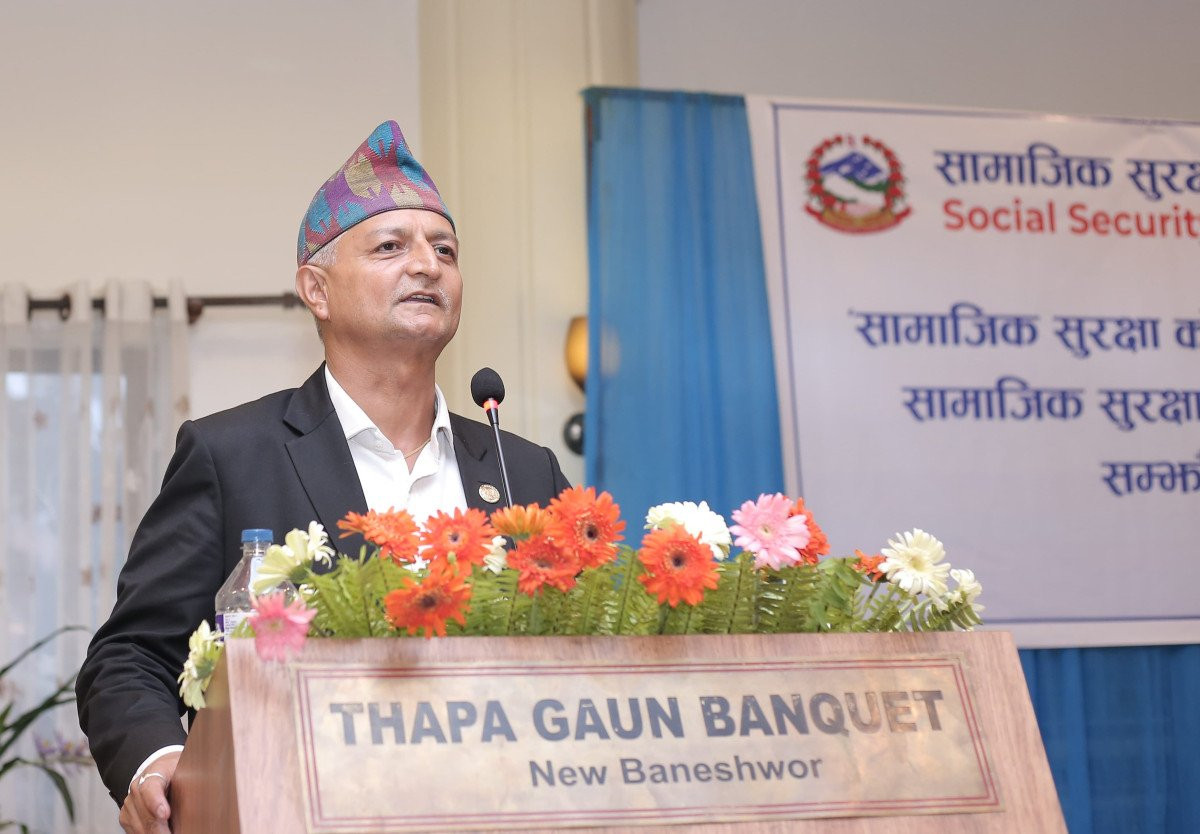 संविधानमा समाजवाद लेखिएको छ तर शिक्षा र स्वास्थ्य निजी क्षेत्रको नियन्त्रणमा छ : बार अध्यक्ष मिश्र