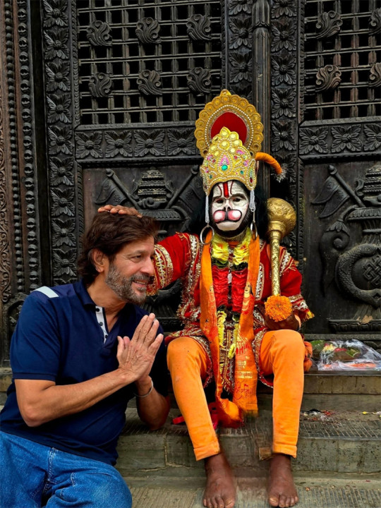 चंकी पाण्डेले गरे पशुपतिनाथ दर्शन