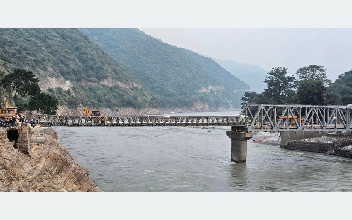 नेपाली सेनाद्वारा खुर्कोटको बेलीब्रिज मर्मत सुरु