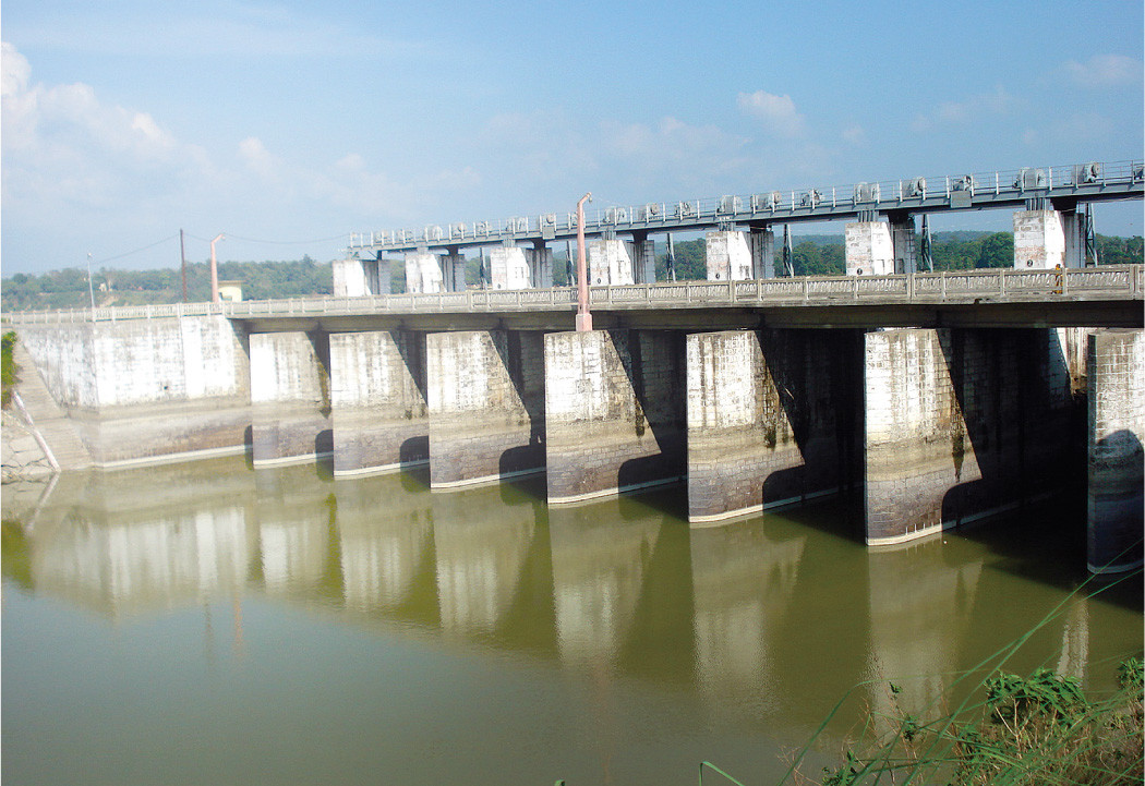 गण्डक नहरमा अतिक्रमण हुँदा किसान समस्यामा