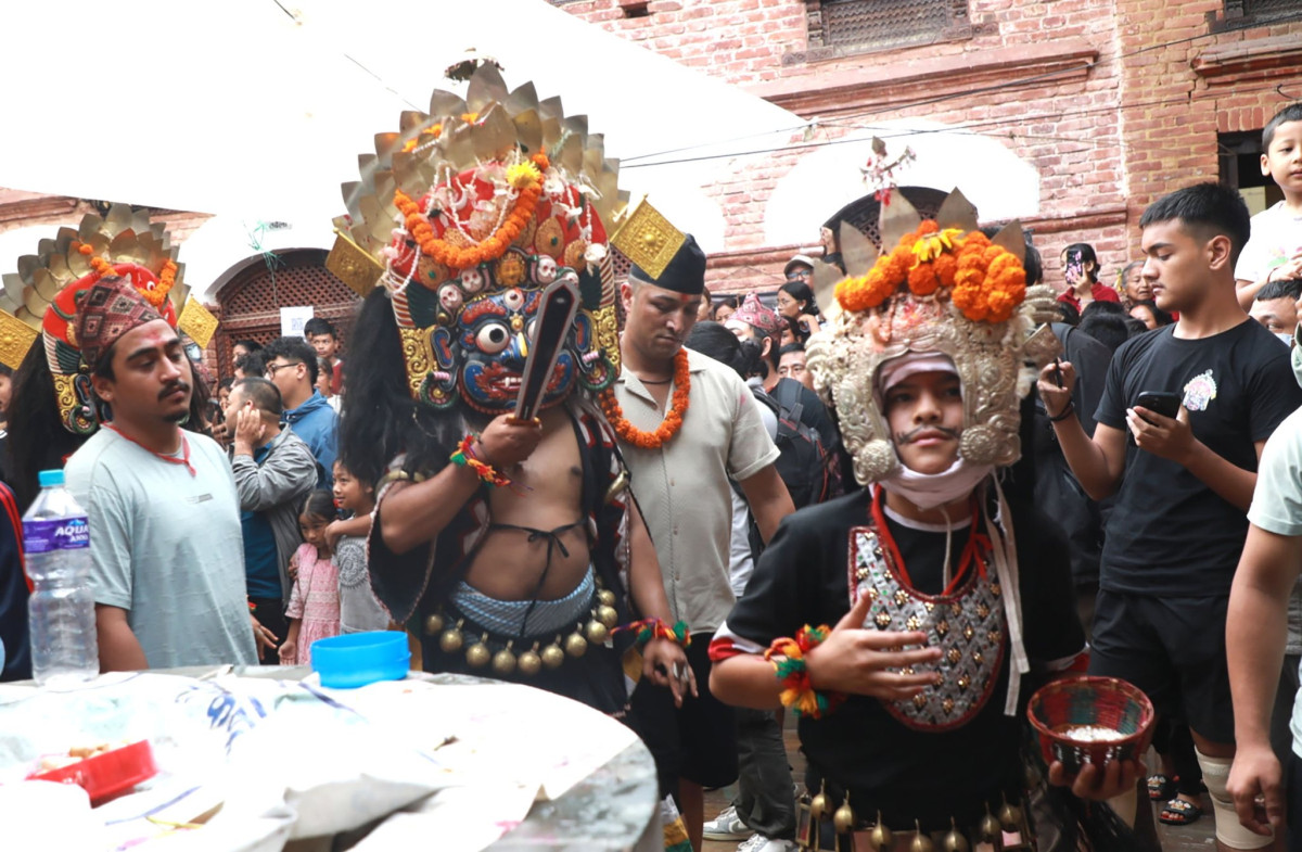 लायकू भैल नाच प्रदर्शन