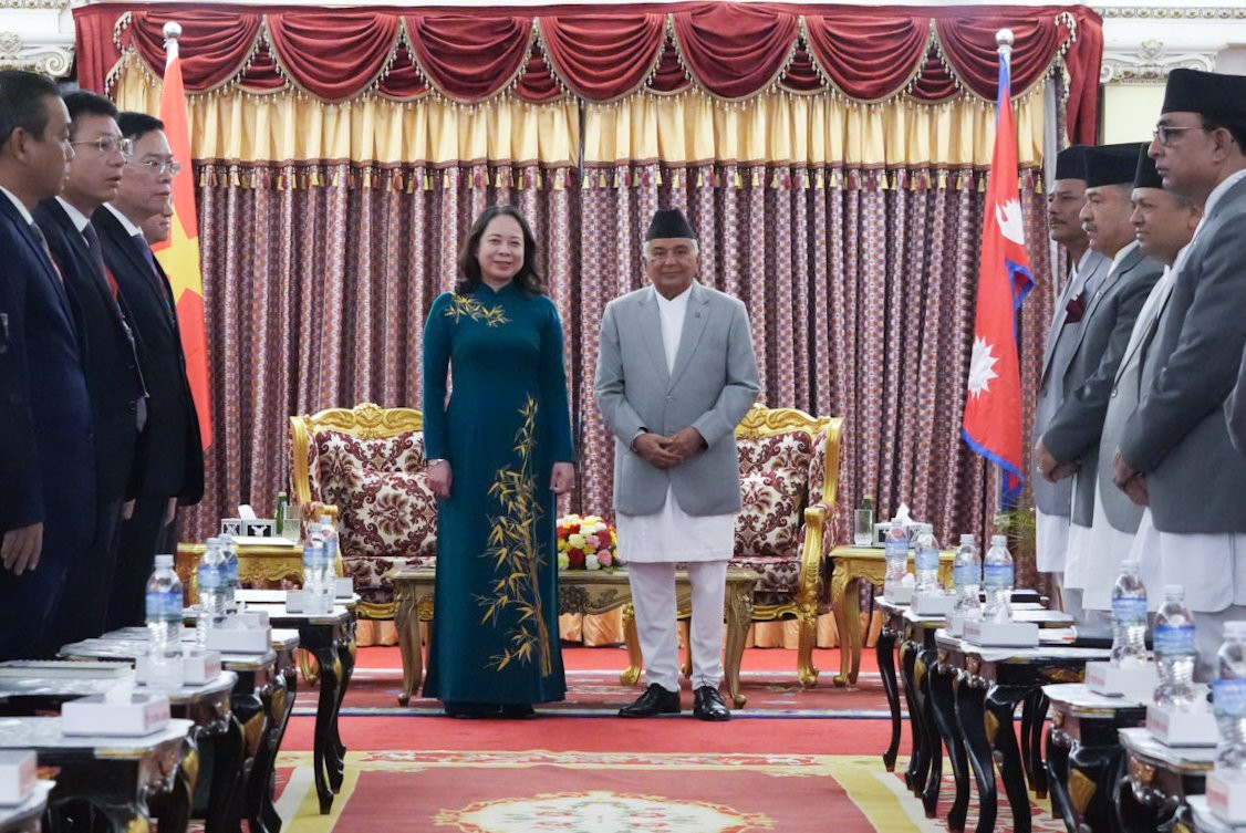courtesy-call-between-d-president-and-president-of-nepal_-(1)_nLz4ldoCK5.jpg