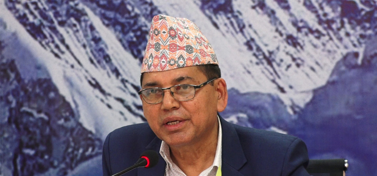 ‘डिजिटल नेपाल बनाउन सवारीमा इम्बोस्ड नम्बर जरुरी’ : भौतिक पूर्वाधार मन्त्री दाहाल