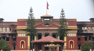 मन्त्रीहरूको शपथ २ बजे
