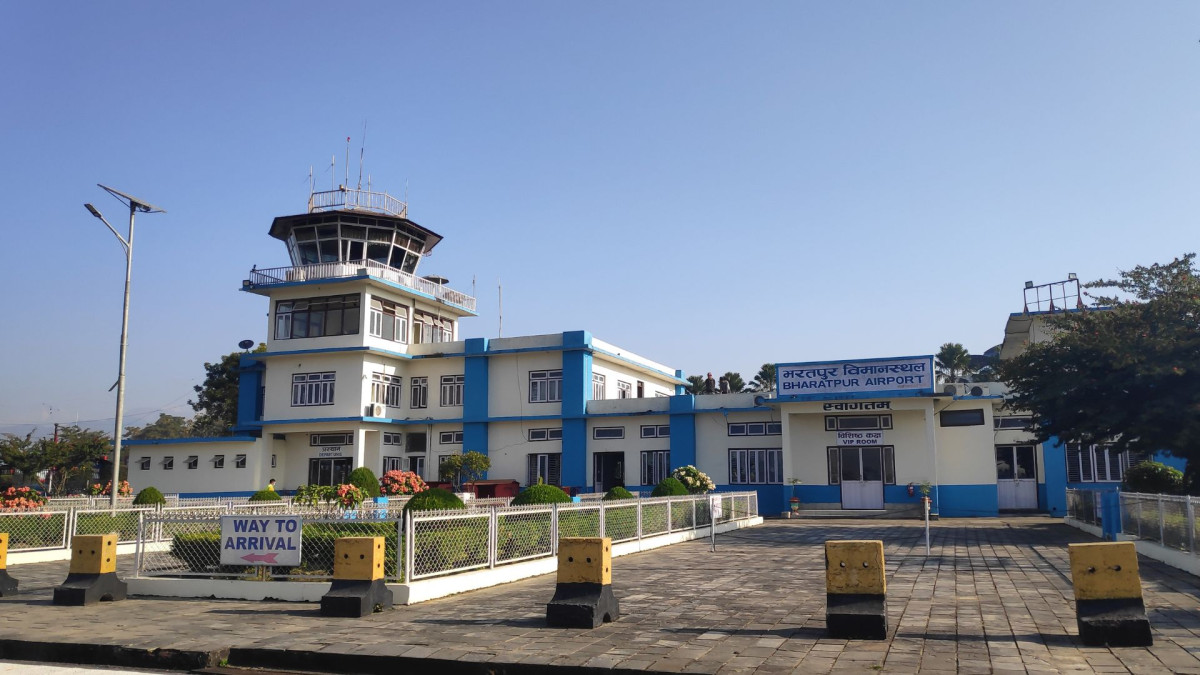 हवाई यात्रुको चाप बढेपछि भरतपुर विमानस्थलबाटै बस सेवा