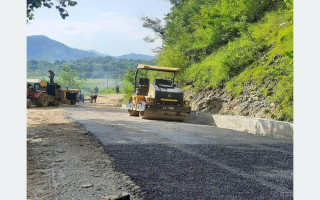 तनहुँका स्थानीय तहद्वारा १५ किलोमिटर सडक कालोपत्र