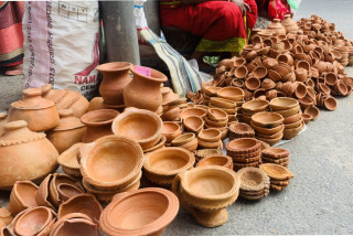 ‘माग अनुसारको माटोका सामग्री बनाउन सकस पर्छ ’