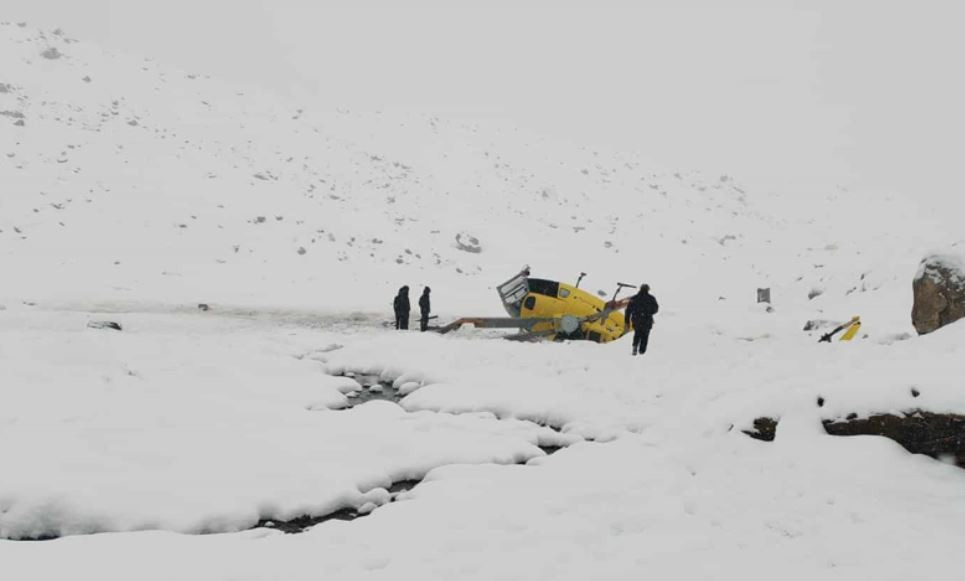 सोलुखुम्बुको लोबुचेमा हेलिकप्टर दुर्घटना