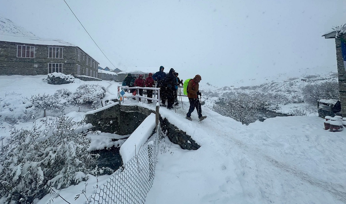 पर्यटकको उद्धार गर्न सवारीसाधन अभाव