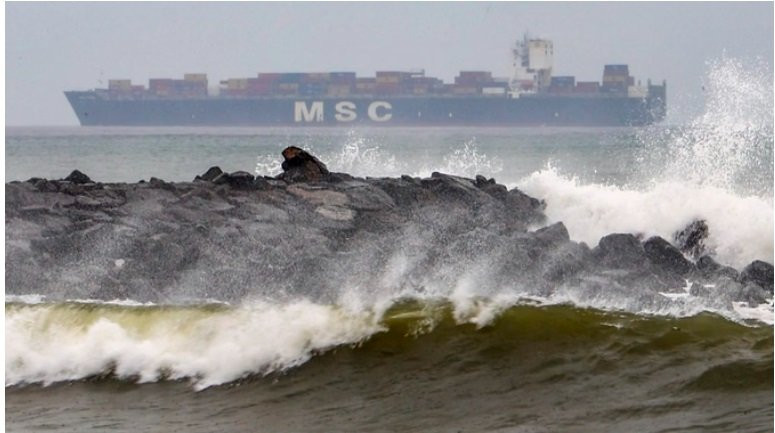 समुद्री आँधी मोन्थाले आन्द्र प्रदेशमा मच्चायो वितण्डा