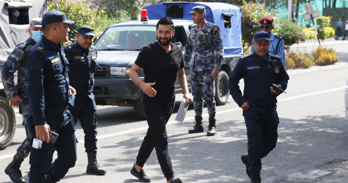 रवि लामिछानेलाई सिंहदरबार लगियो