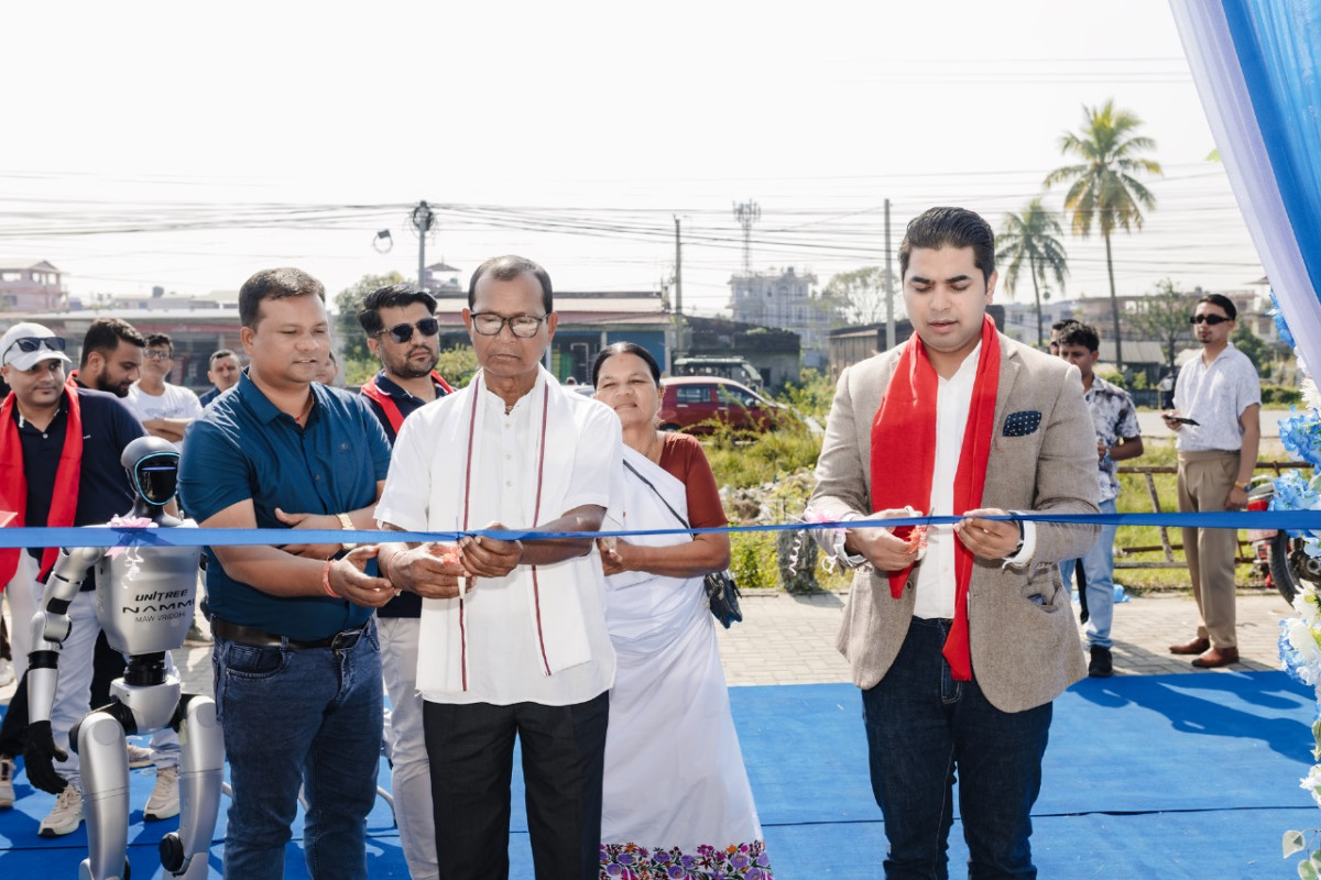 डोंगफेङ नामीको उपस्थिति थप मजबुत: इटहरीमा अत्याधुनिक शोरूम शुभारम्भपछि टेस्ट ड्राइभ र एक्सचेन्ज क्याम्प सुरु