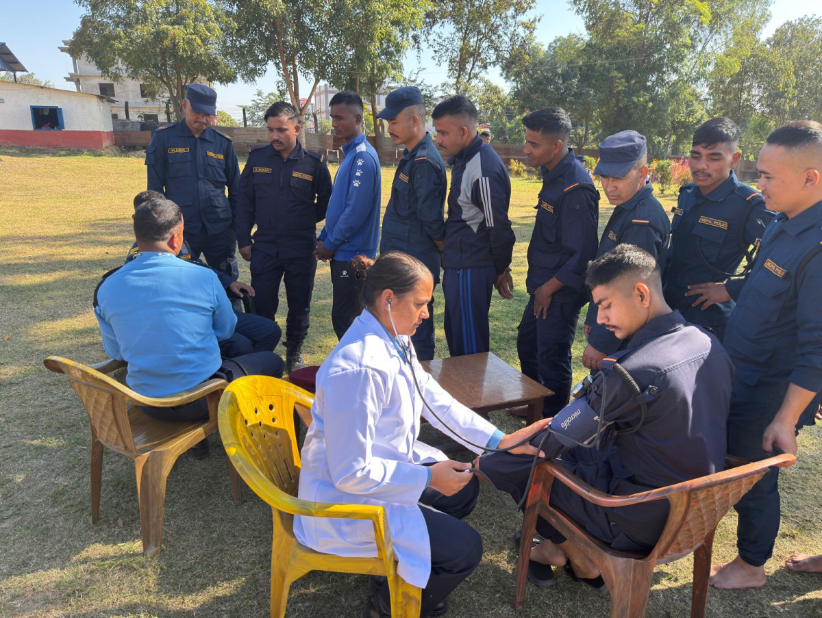 ‘प्रहरी युनिटसँग प्रहरी अस्पताल’ कार्यक्रम, स्वास्थ्य परीक्षण तथा बिएमआई जाँच