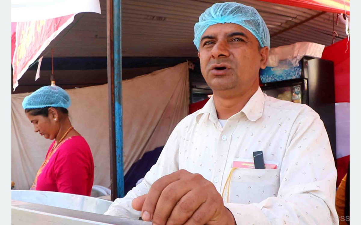 कुरौनी बिक्रीमै आत्मनिर्भर बनेका पोखरेल