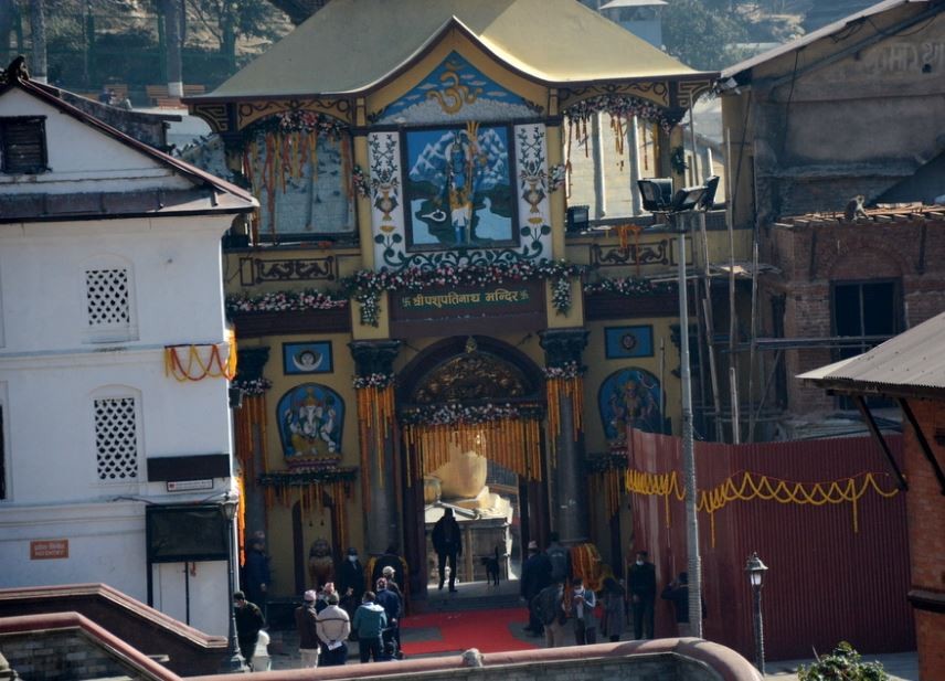पशुपतिनाथ मन्दिर क्षेत्रमा सिक्री लुटपाट गर्ने पाँच भारतीय समातिए