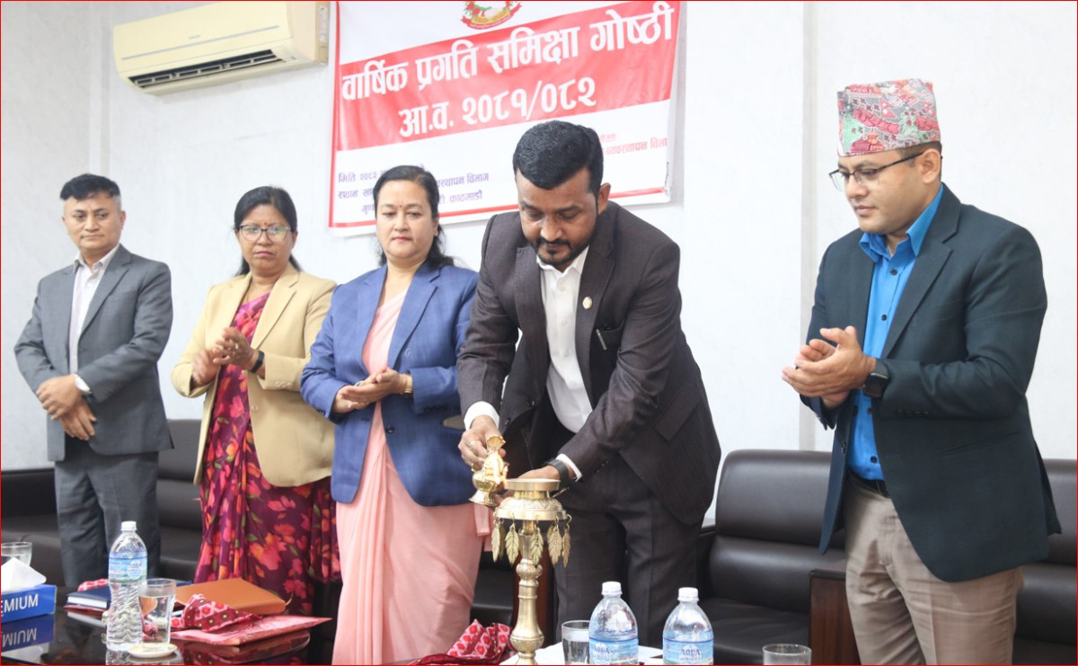 प्रधानमन्त्री ओलीले मन्त्रालयको कार्यसम्पादन खोजिरहेको बेला खानेपानी मन्त्रीले भने- सबैभन्दा उत्कृष्ट मेरो मन्त्रालय  !