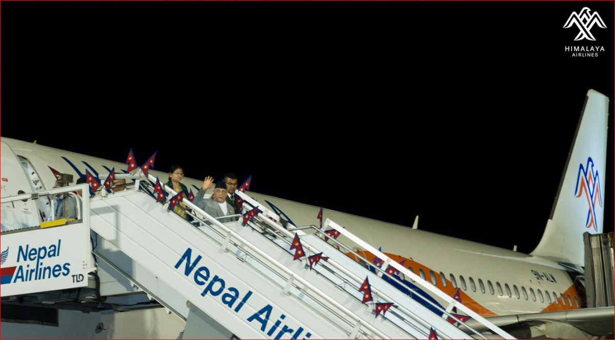 चीन भ्रमणमा रहेका प्रधानमन्त्री ओली हिमालय एअरलाइन्स्बाट स्वदेश फिर्ता