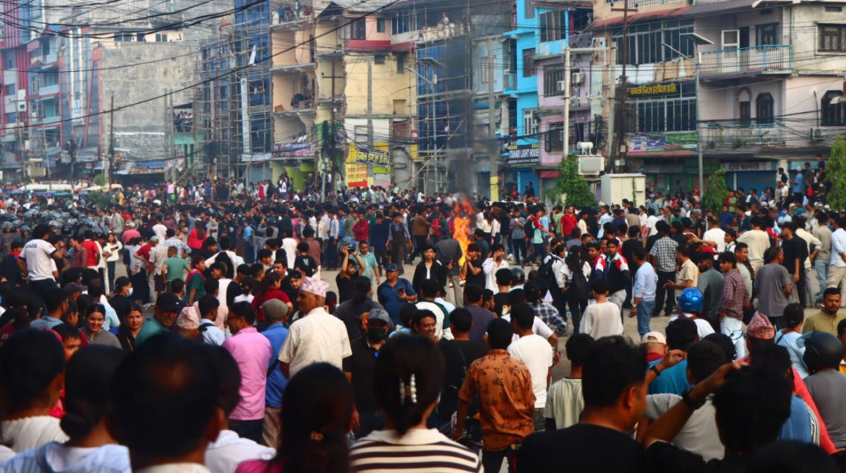 जेनजीआन्दोलन  : इटहरीमा अनिश्चीतकालिन कर्फ्यू आदेश