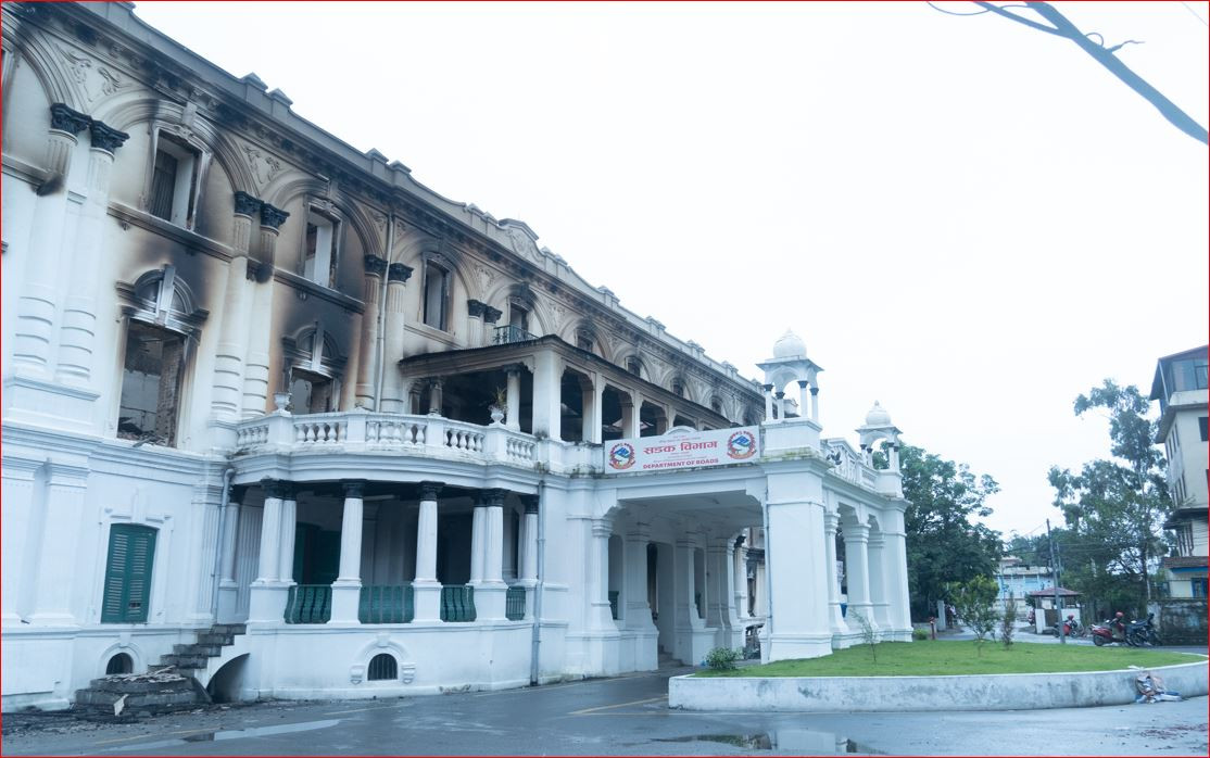 केही सडकमा अझै समस्या रहेकाले जानकारी लिएर यात्रा गर्न विभागको आह्वान