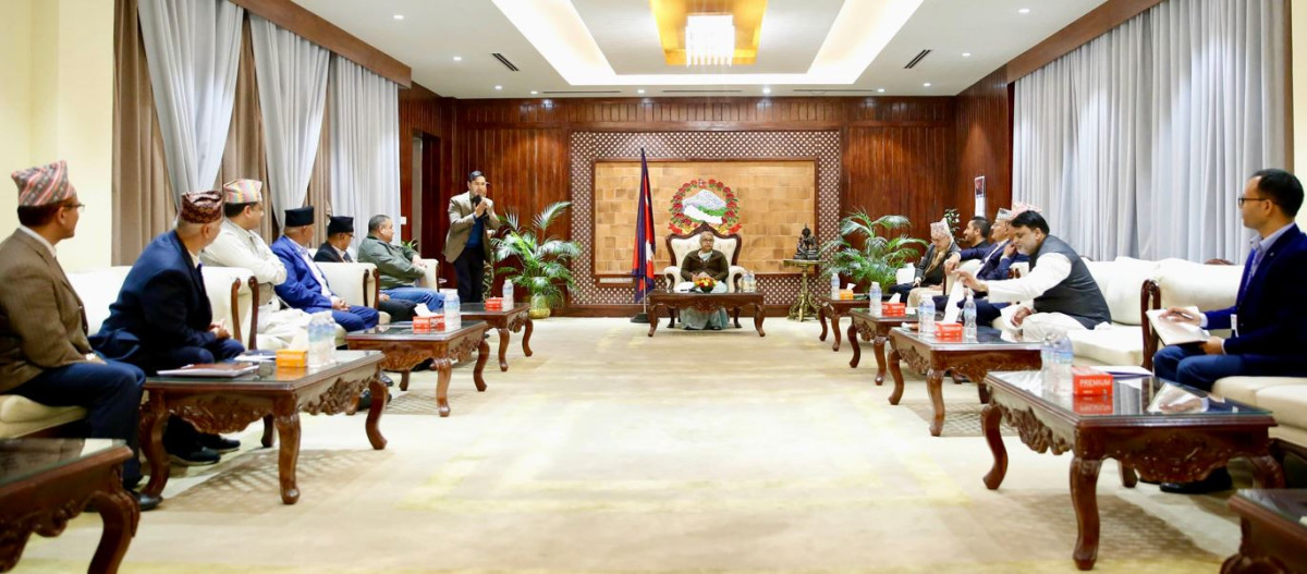 प्रधानमन्त्री कार्की र सातै प्रदेशका मुख्यमन्त्रीबिचको बैठक बालुवाटारमा सुरु