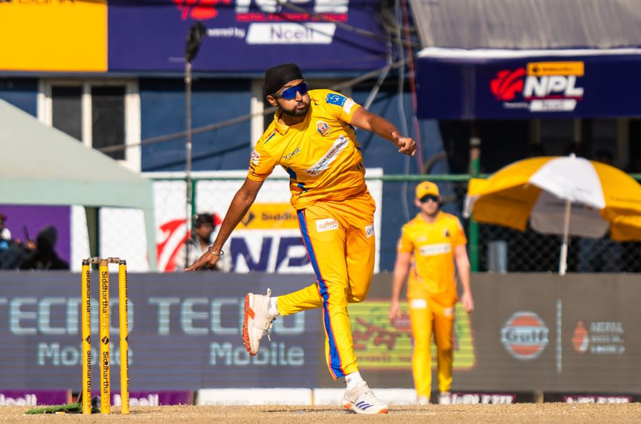 अमेरिकी बलिङ अलराउण्डर हर्मीत सिंह पुनः सुदूरपश्चिम रोयल्समा अनुबन्धित