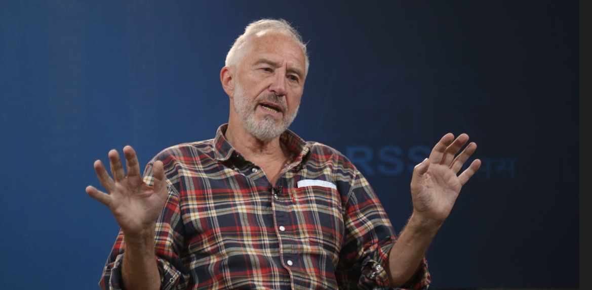 फ्रान्सका चलचित्र निर्देशक एरिकको नेपाल चिन्ता : हिउँजस्तै हिमाली संस्कृति पनि विलिन हुँदैछ [अन्तर्वार्ता]