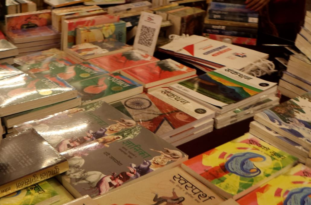 इटहरीमा घुम्ती साहित्य उत्सव, गरियो कितावहरुको चर्चा