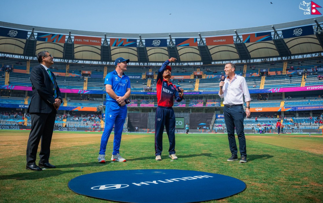इटालीविरुद्ध ब्याटिङ गर्दै नेपाल