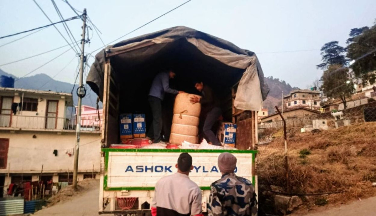 प्रतिनिधिसभा निर्वाचन : बाजुरामा पुग्यो निर्वाचन सामाग्री