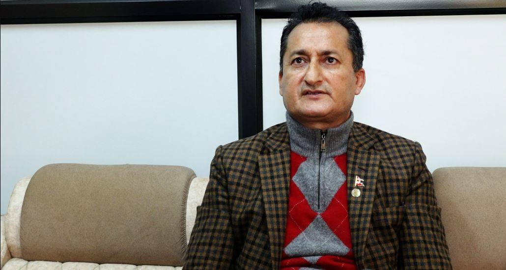 सडक होइन, नीति नै भद्रगोल छ, पूर्वाधार बिना नियम लागू नगर्नुहोस : सरोज सिटौला