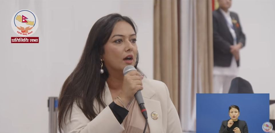 प्रधानमन्त्री कार्यालयबाट जवाफदेहिता होइन, मौनता र मिश्रित शक्ति प्रदर्शन भयो : सांसद ओली
