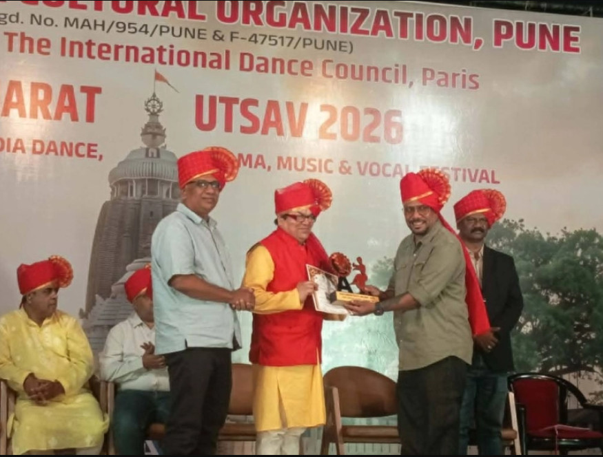 सरोद वादक सुदर्शन राजोपाध्याय भारतमा सम्मानित