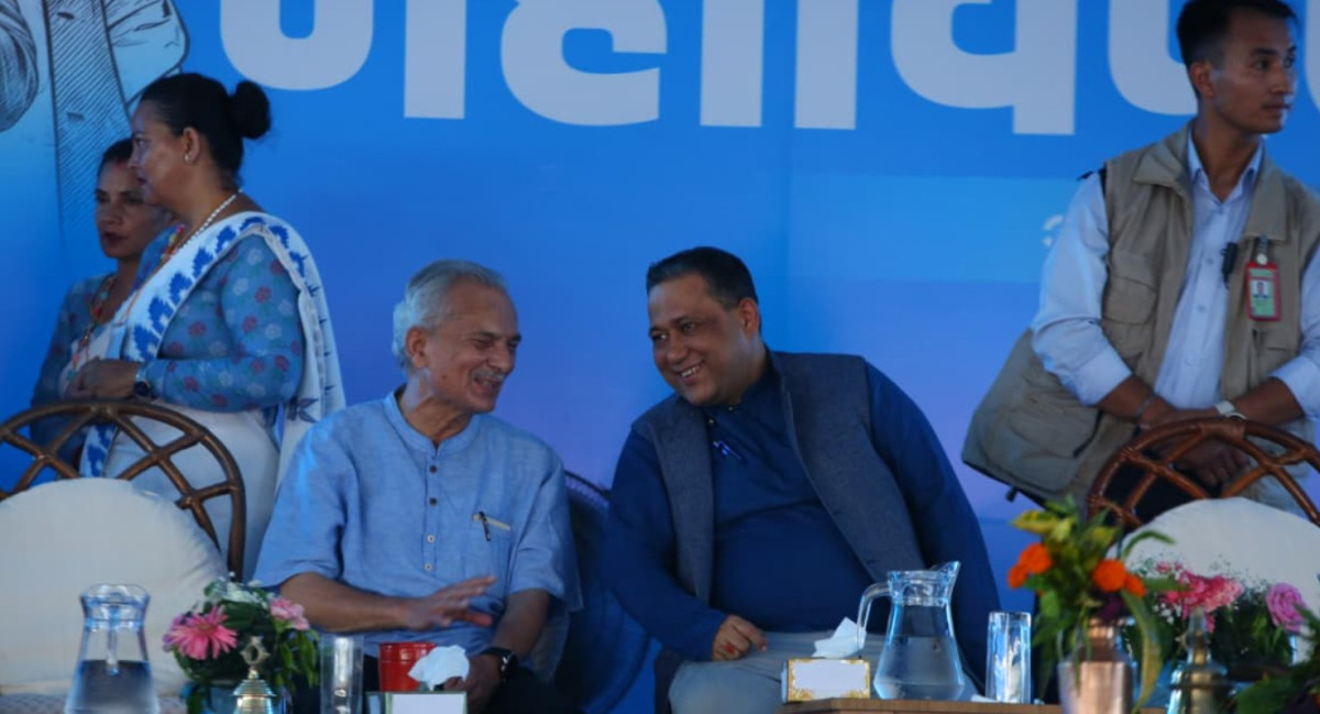 रास्वपा महाधिवेशनमा पुगे बाबुराम र वर्षमान