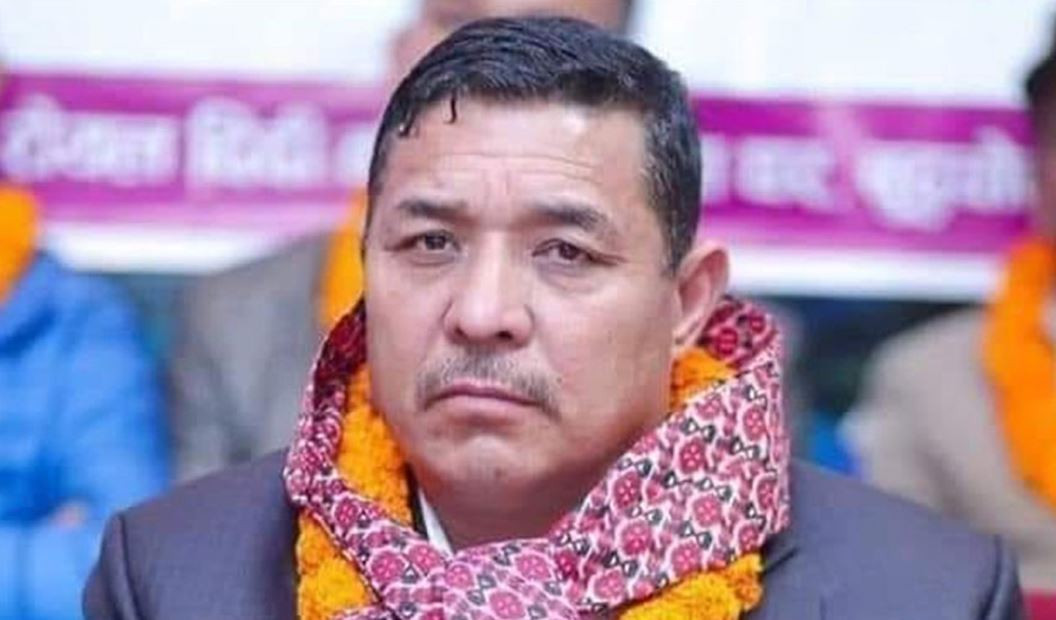 नेपाल पेट्रोलियम डिलर्स राष्ट्रिय एसोसिएशनको अध्यक्षमा विश्वप्रसाद अर्याल निर्वाचित