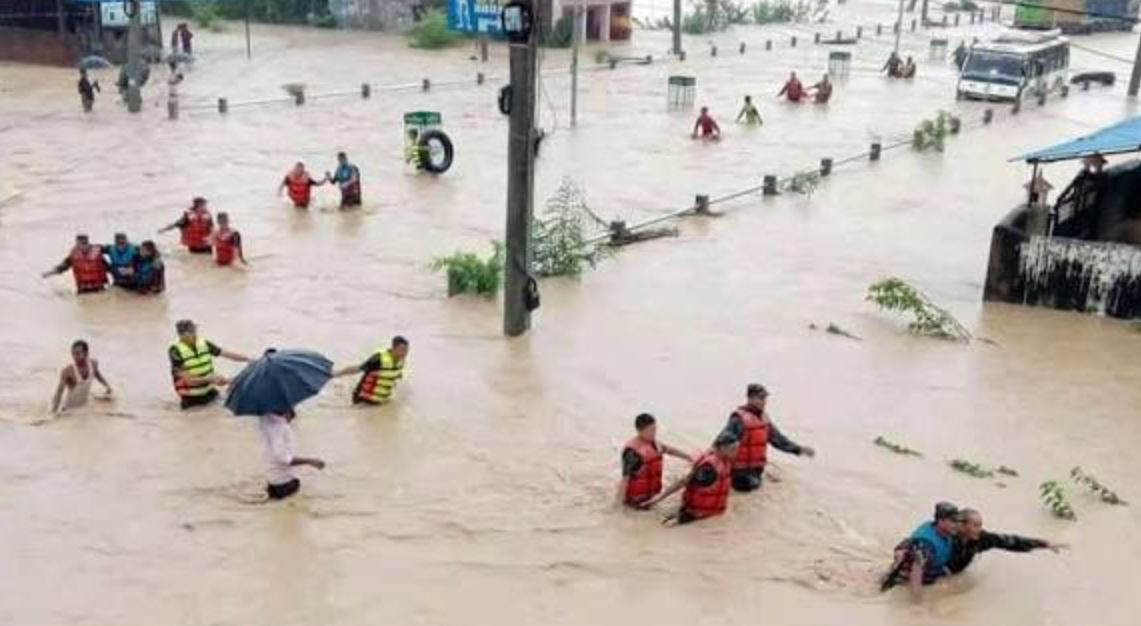 अविरल वर्षाले नवलपुरमा पहिरो र डुबान, नौ घरपरिवार प्रभावित