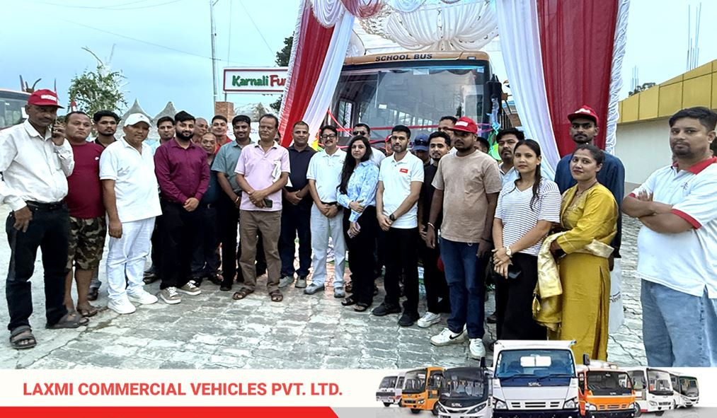 सुर्खेतमा लक्ष्मी कमर्सियल भेहिकल्सको ग्राहक भेटघाट, ‘हिरोई’ स्कुल बस सार्वजनिक