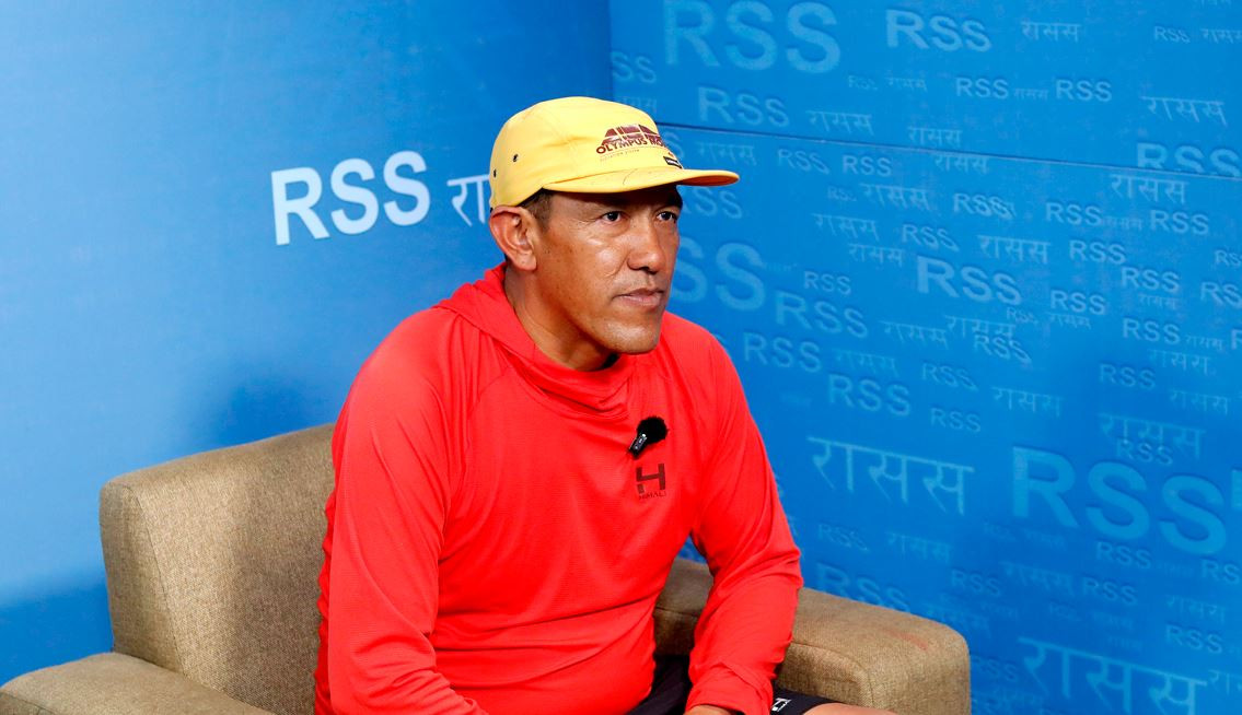 आरोही पासाङलाई प्रश्न : हिमालको हिउँ आरोहीको गतिविधिका कारण पग्लिएका हुन् ?