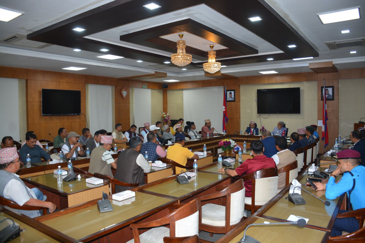 सरकार र आन्दोलनरत यातायात व्यवसायीबीच गृह मन्त्रालयमा वार्ता सुरु