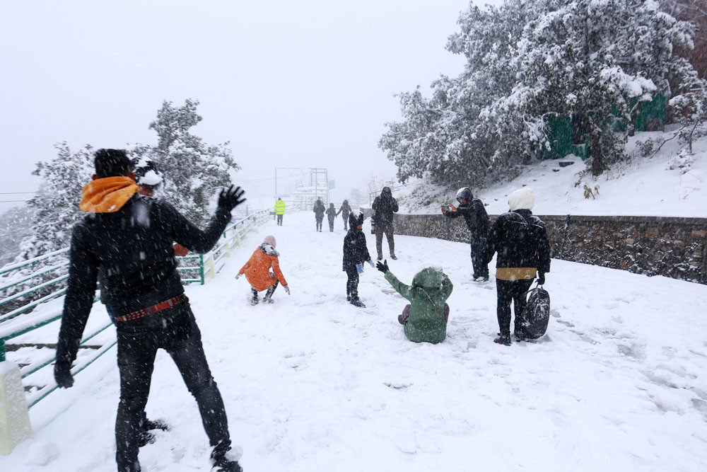 snowfall chandragiri (10).jpg