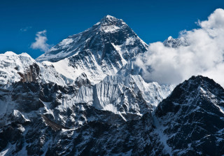 ७२औँ अन्तर्राष्ट्रिय सगरमाथा दिवस विविध कार्यक्रमसहित मनाइँदै, कीर्तिमानी आरोहीलाई सम्मान गरिँदै