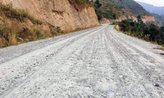 कान्ति लोकपथ अवरुद्ध, वैकल्पिक सडक प्रयोग गर्न  प्रहरीकाे आग्रह