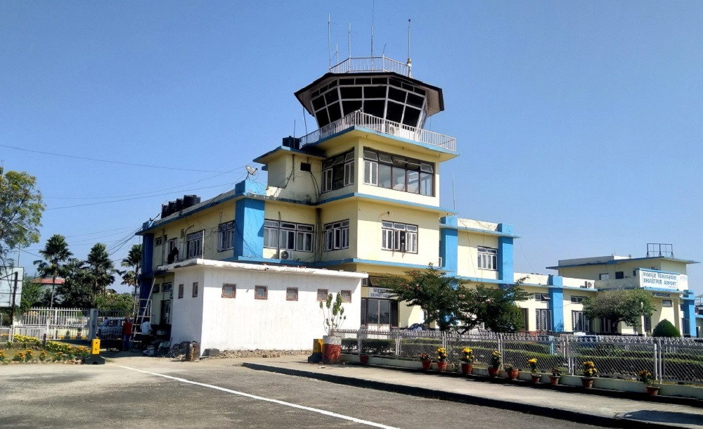 हवाई यात्रुको चाप बढेपछि भरतपुर विमानस्थलबाटै बस सेवा
