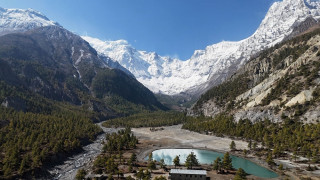 अन्नपूर्णको फेदीमा रहेको ‘क्लिन लेक’