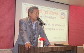 सञ्चारमन्त्री भन्छन् - आयोजनाको वर्गीकरण र प्राथमिकताका आधारमा बजेट विनियोजन हुन्छ