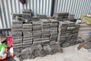 फोहोरबाट टायल, इन्टरलकलगायत सामग्री उत्पादन
