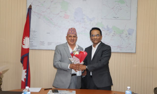 योजना आयोगका उपाध्यक्ष र राष्ट्र बैंकका गभर्नरबीच भेटवार्ता