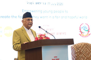 समयमा विवाह गरेर सन्तान उत्पादनमा लाग्न प्रधानमन्त्रीको आग्रह